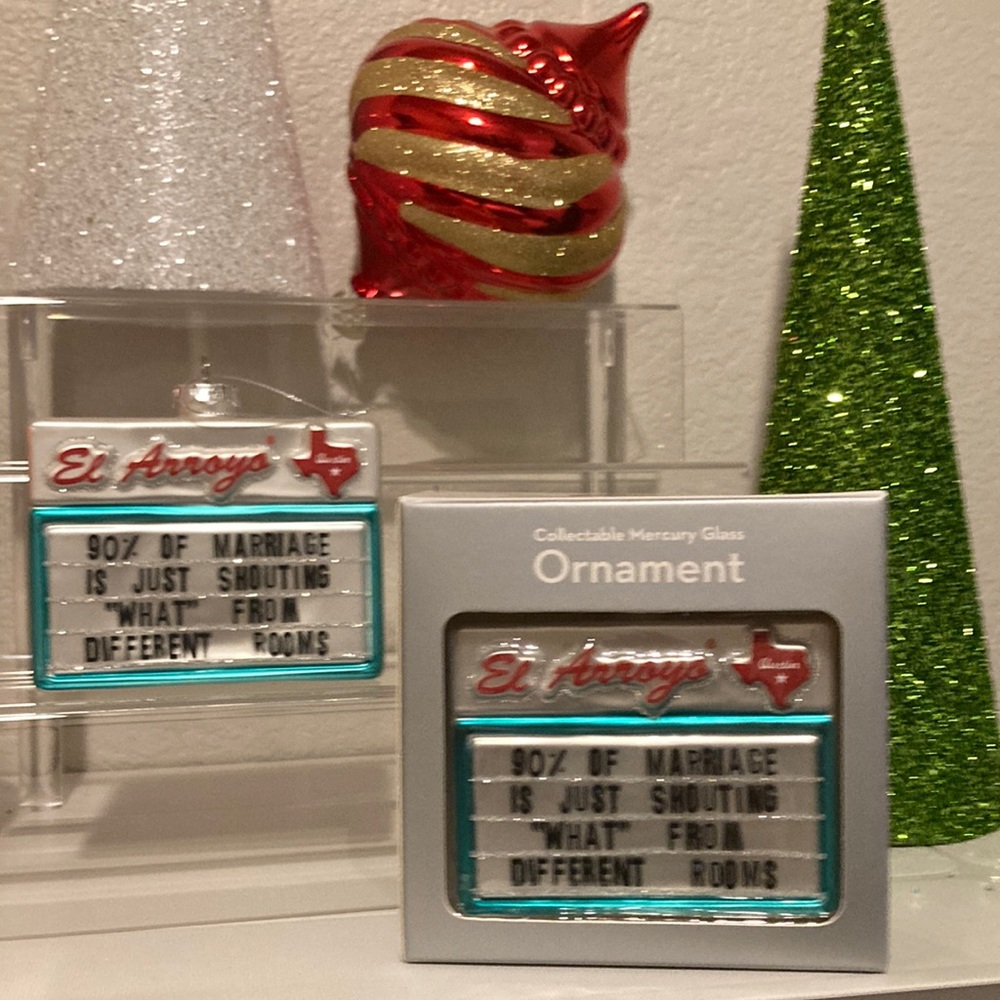 🎄El Arroyo “marquee” ornament from Bergdorf Goodman